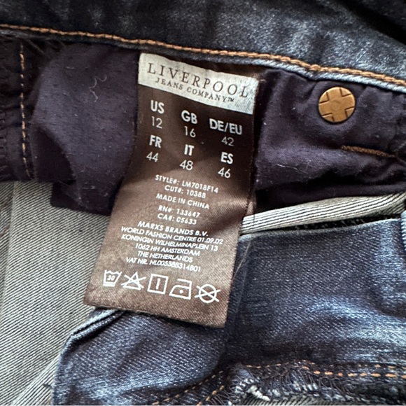 LIVERPOOL Capri Cropped Jeans - Picture 5 of 6